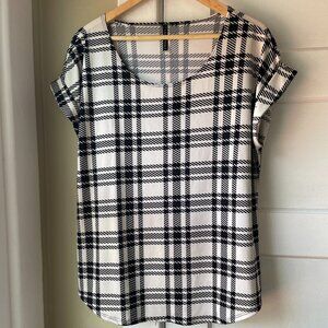 short-sleeve plaid shirt/tunic, size XL